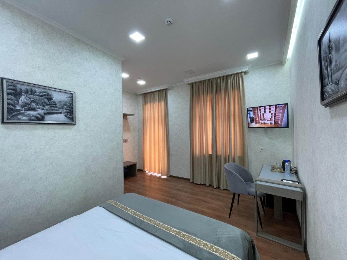 Registon Saroy Hotel Samarkand Exteriör bild